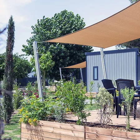 Кемпинг Domaine Les Muriers 4*
