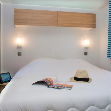 Campingplatz Domaine Les Muriers