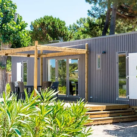 Camping Domaine Les Muriers