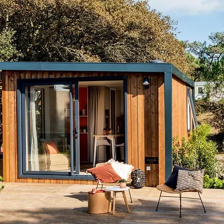 Campingplatz Domaine Les Muriers Vendres