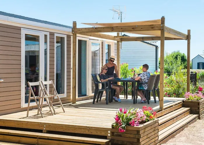 Domaine Les Muriers 4*